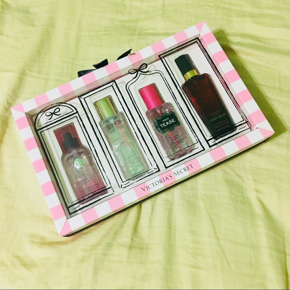 Victoria’s Secret Fragrance Mist perfume 4 pack